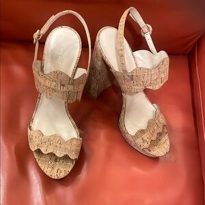 Pelle Moda Tan Heels Elegant Design-Gavi-ck